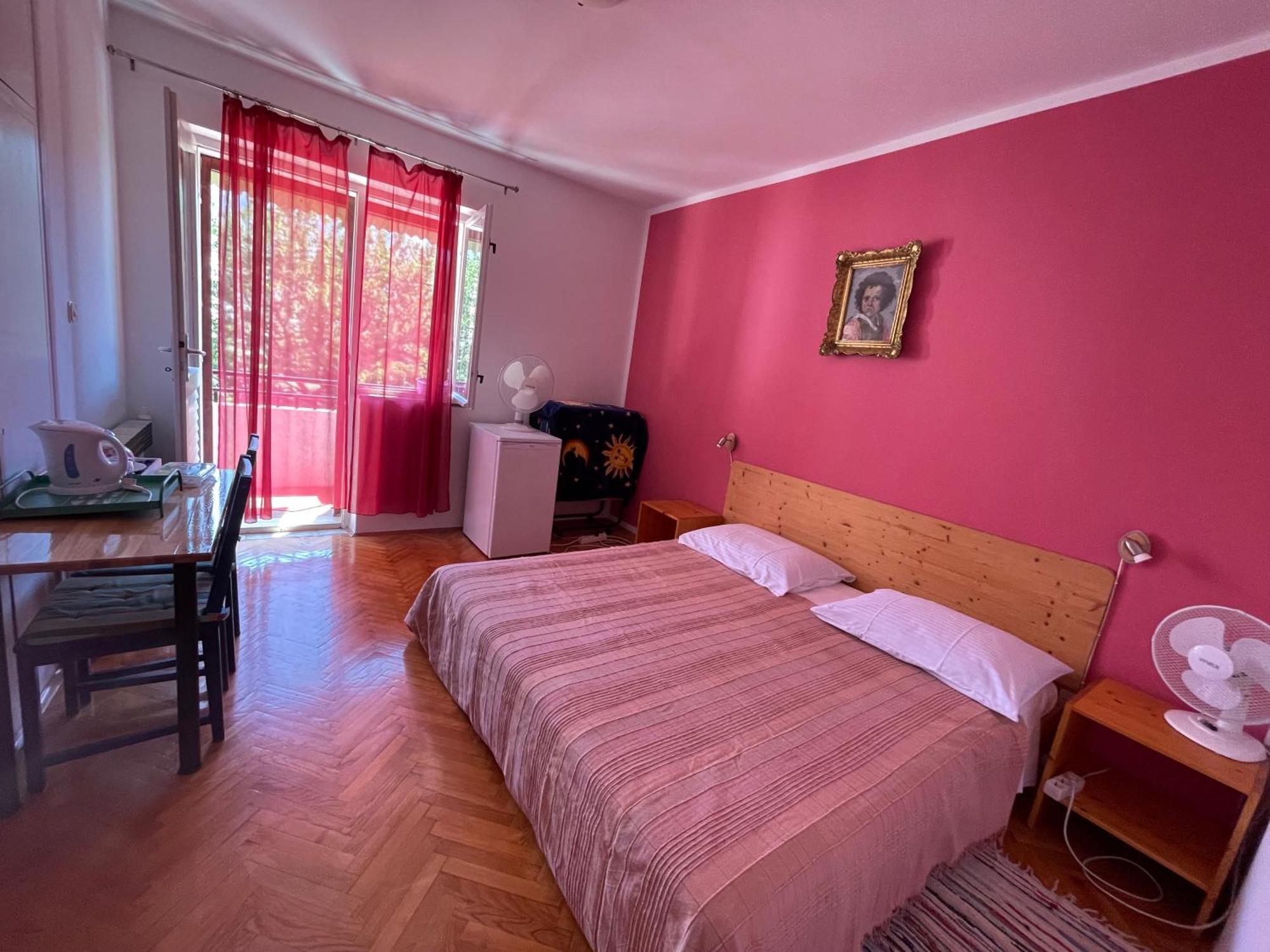 Hvar Guesthouse - Double Bedroom With Private Bathroom Елса Экстерьер фото